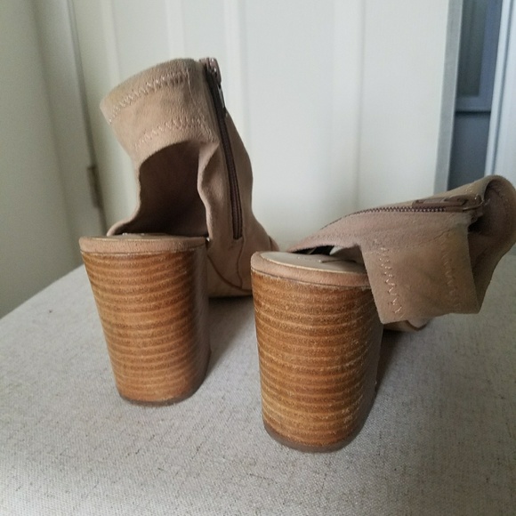 Aldo Open-toe Booties Size 6 - Picture 3 of 5